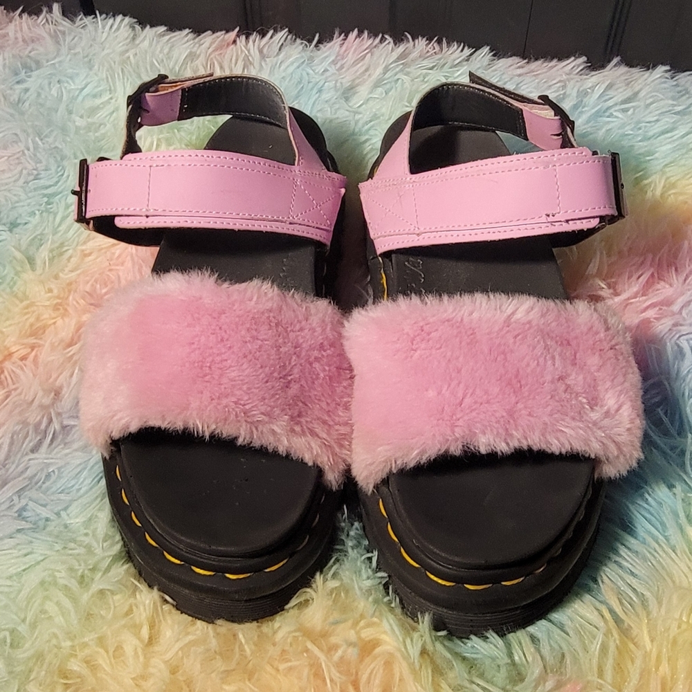 Voss Fluffy Mallow Sandals